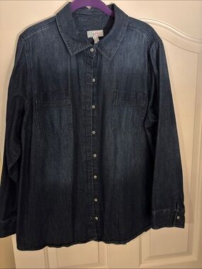Denim and Co. Dark Blue Denim Button-Up Shirt - Women’s  Casual Shirt